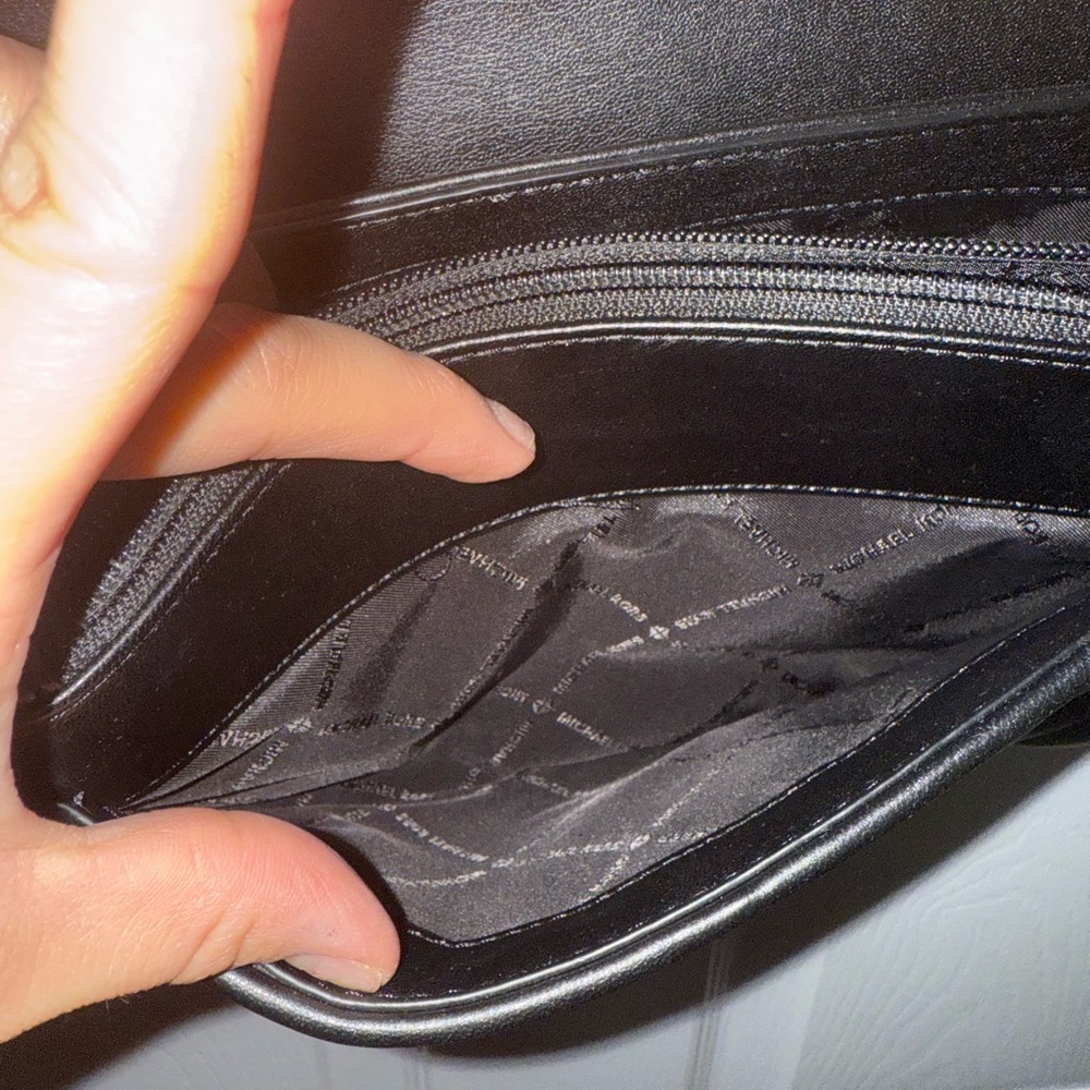 Michael Kors Black Quilted Shoulder Bag - Picture 6 of 8